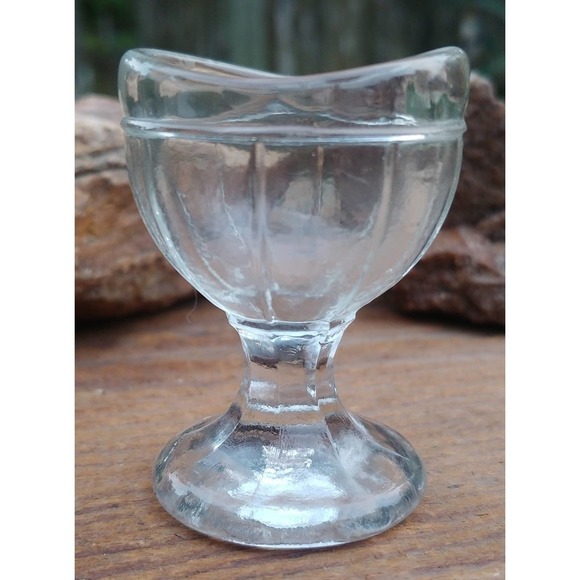 Vintage Eye Wash Glass // Mid Century Medical Supplies - Picture 5 of 9